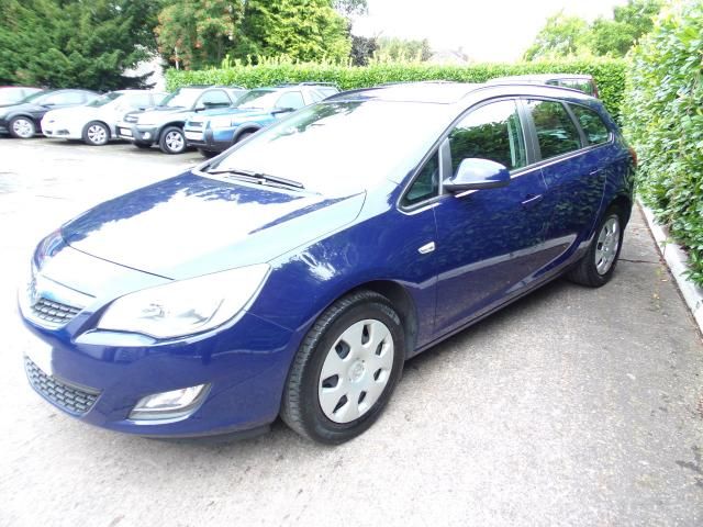 2012 VAUXHALL ASTRA 1.7 CDTI 5d image 2