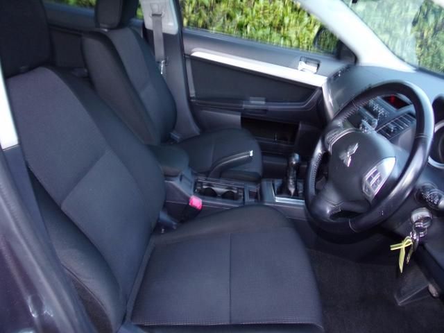 2010 MITSUBISHI LANCER 2.0 GS2 5d image 8