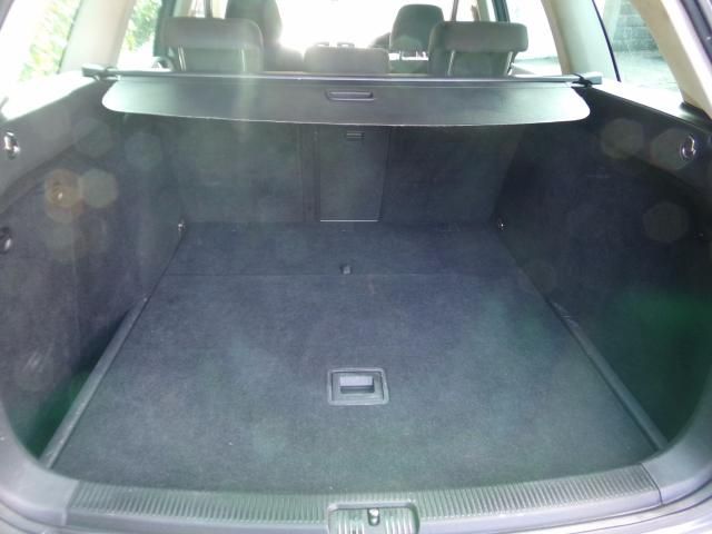 2011 VOLKSWAGEN GOLF 1.6 SPORTLINE TDI 5d image 5