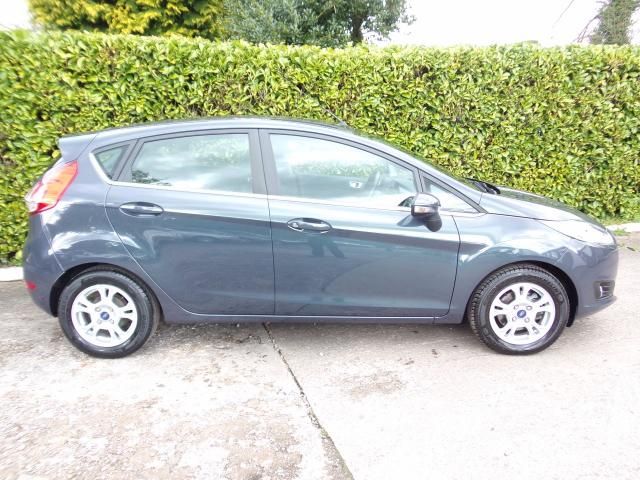 2013 FORD FIESTA 1.6 ZETEC TDCI 5d image 3