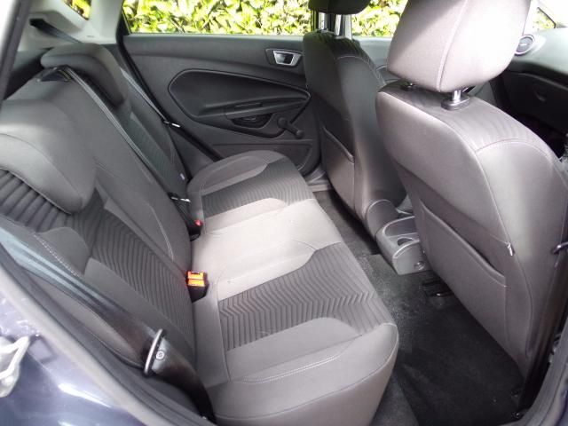2013 FORD FIESTA 1.6 ZETEC TDCI 5d image 5