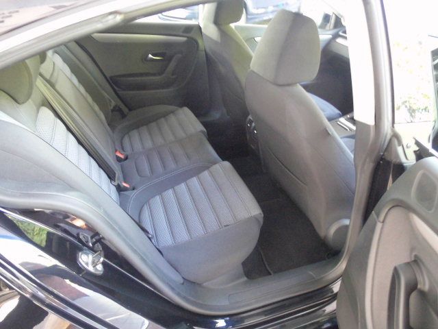 2011 VOLKSWAGEN PASSAT 2.0 CC TDI 4d image 6
