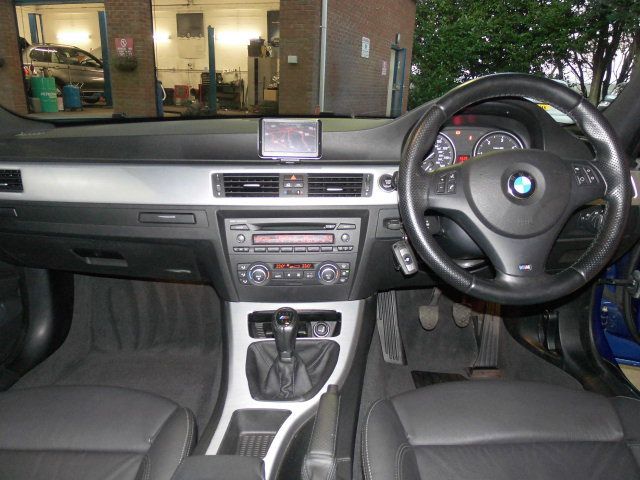 2009 BMW 3.0 330D M SPORT 5d image 9