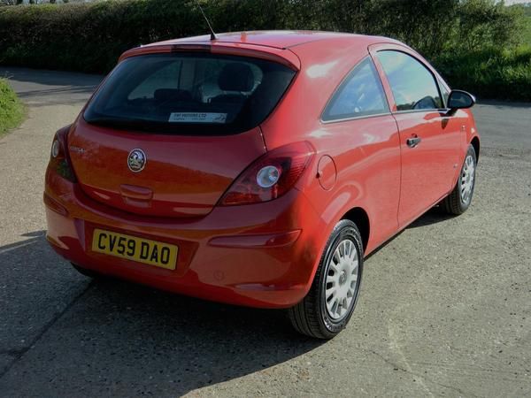 2009 Vauxhall Corsa 1.0i 12V 3dr image 4