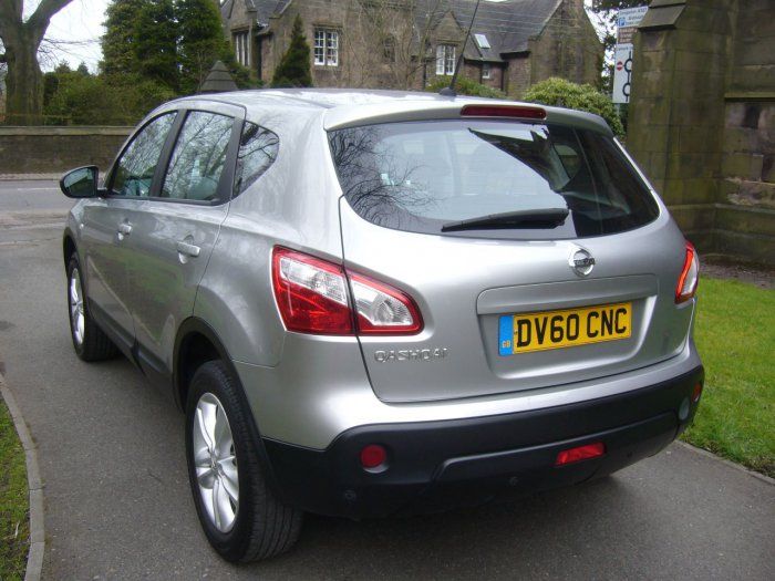 2010 Nissan Qashqai 1.6 5dr image 2