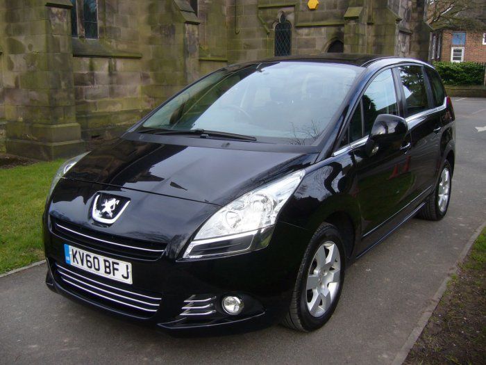 2010 Peugeot 5008 1.6 HDi 110 Sport 5dr image 1