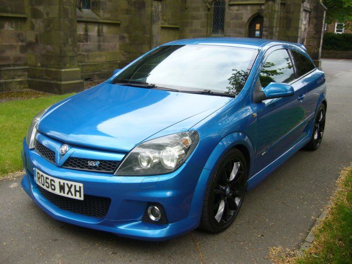 2006 Vauxhall Astra 2.0T 16V VXR 3dr image 1