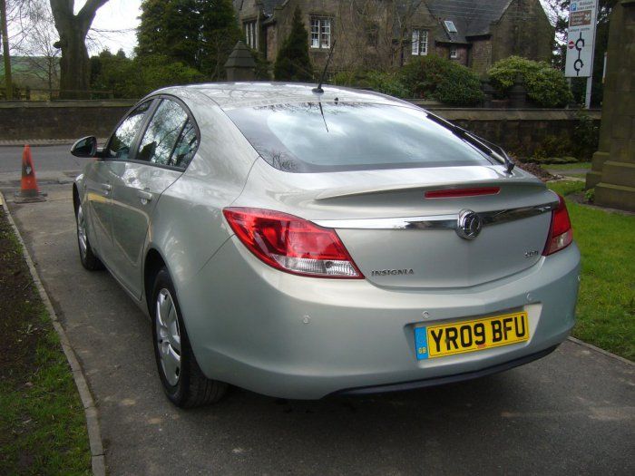 2009 Vauxhall Insignia 2.0 CDTi S 5dr image 2