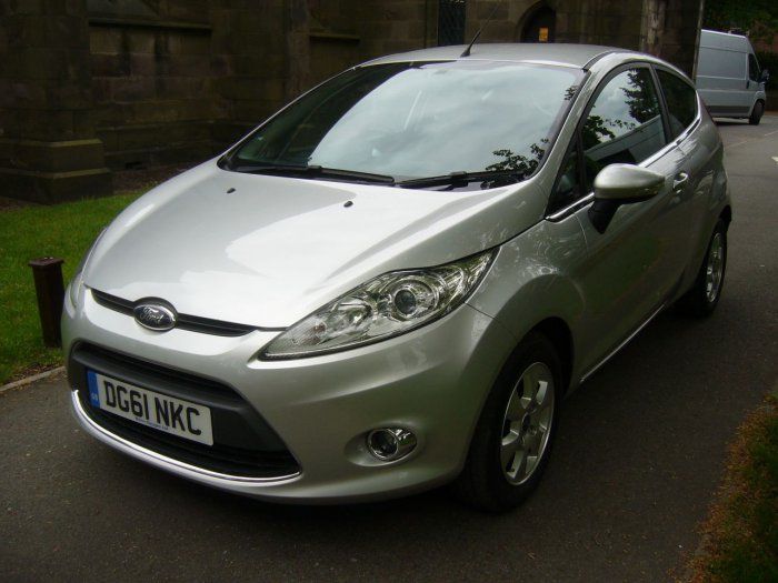 2011 Ford Fiesta 1.6 TDCi Zetec 3dr image 1