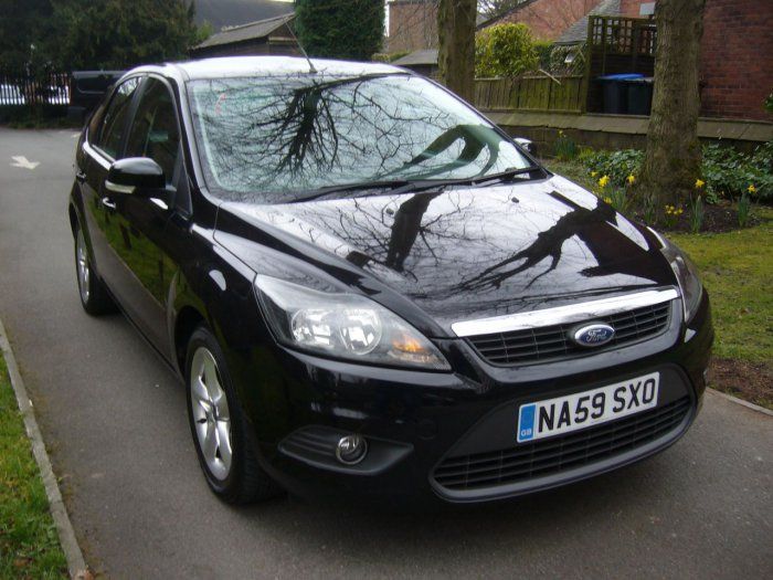 2009 Ford Focus 1.6 Zetec 5dr image 5