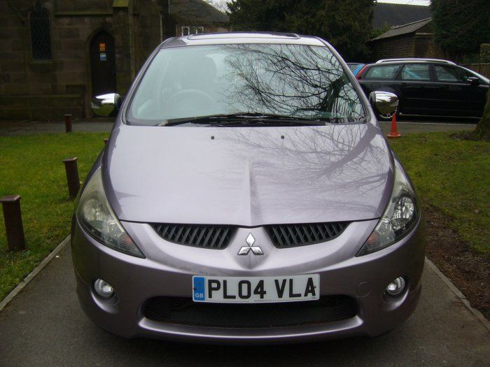 2004 Mitsubishi Grandis 2.4 5dr image 3