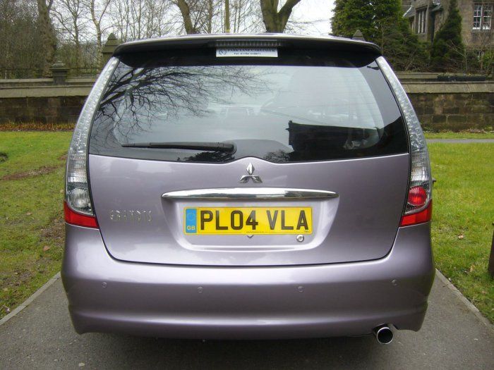 2004 Mitsubishi Grandis 2.4 5dr image 4