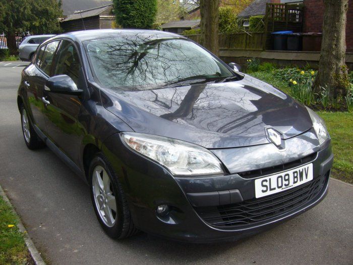 2009 Renault Megane 1.6 16V 5dr image 5