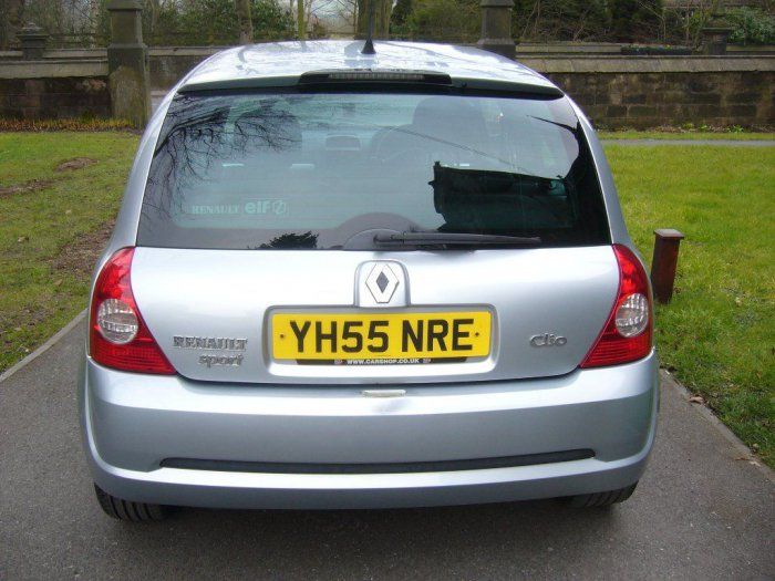 2005 Renault Clio 2.0 SPORT 3dr image 4