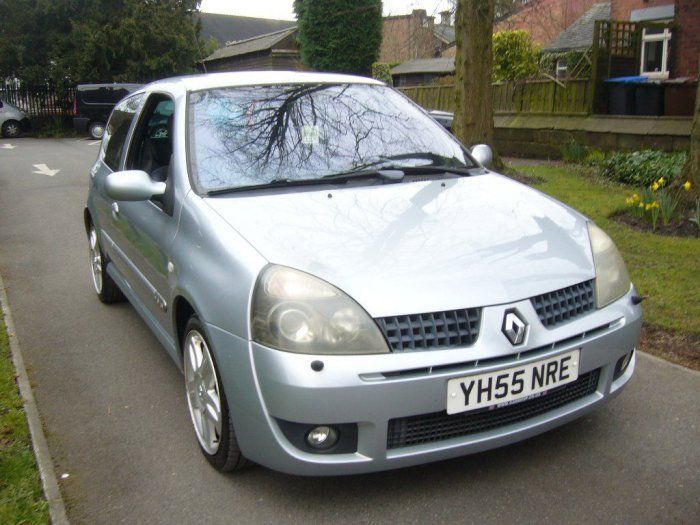 2005 Renault Clio 2.0 SPORT 3dr image 5