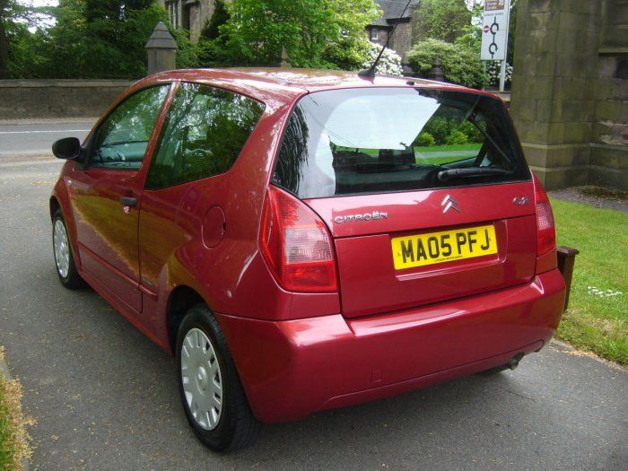 2005 Citroen C2 1.1i Design 3dr image 2