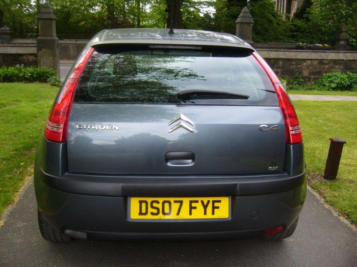 2007 Citroen C4 1.6i 16V 5dr image 4