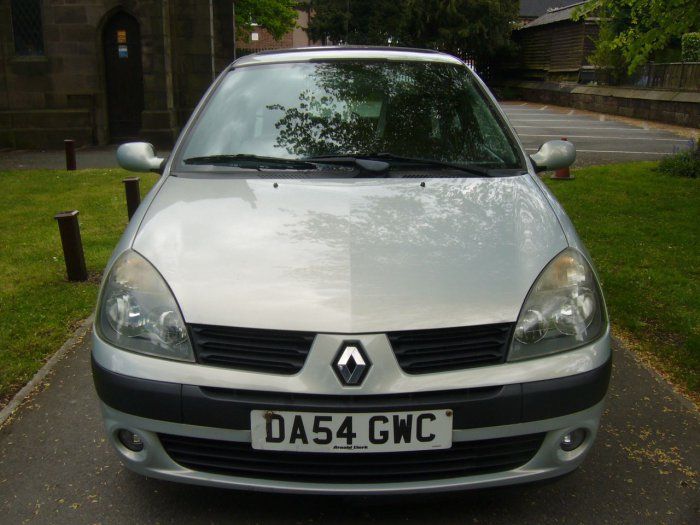 2004 Renault Clio 1.2 16V 3dr image 3