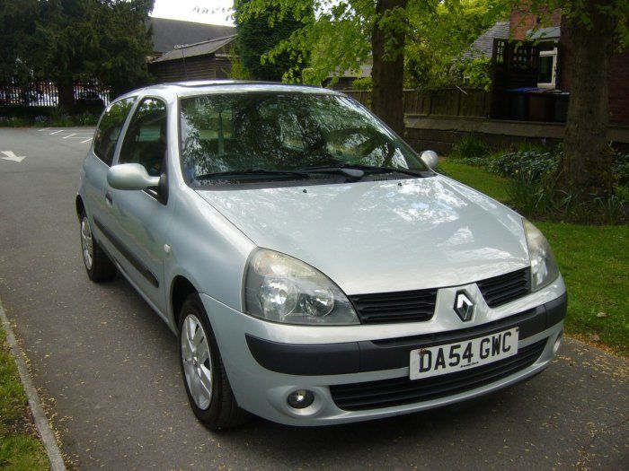 2004 Renault Clio 1.2 16V 3dr image 5