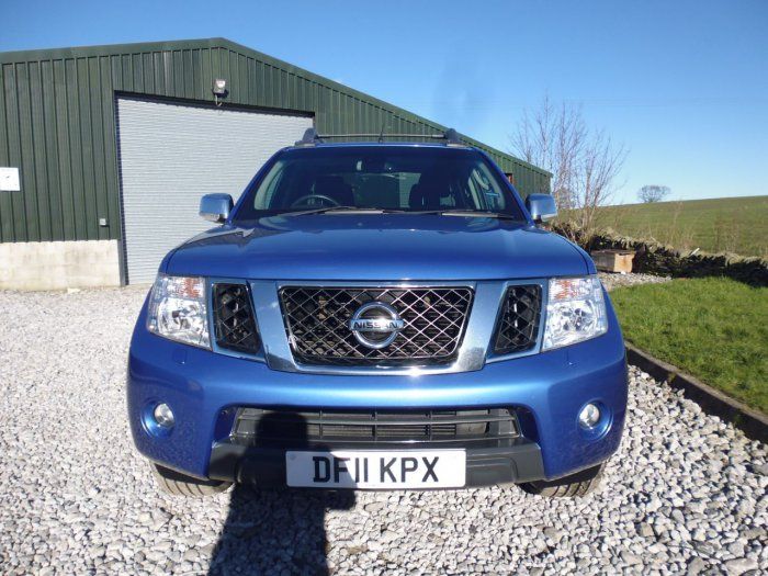 2011 Nissan Navara 3.0dCi V6 image 4