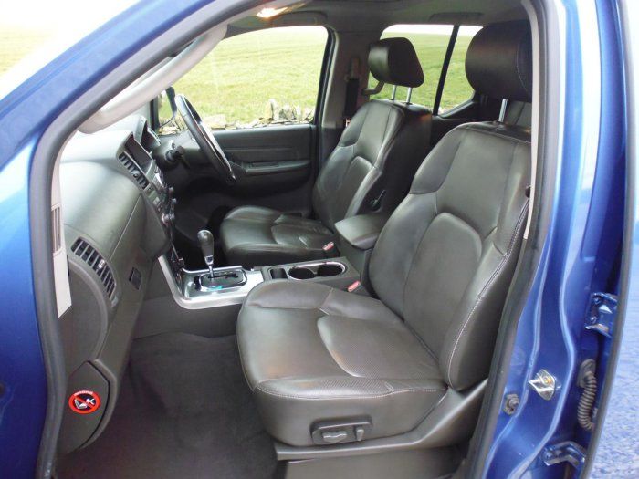 2011 Nissan Navara 3.0dCi V6 image 7
