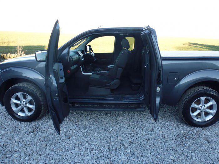 2013 Nissan Navara 2.5dCi image 6