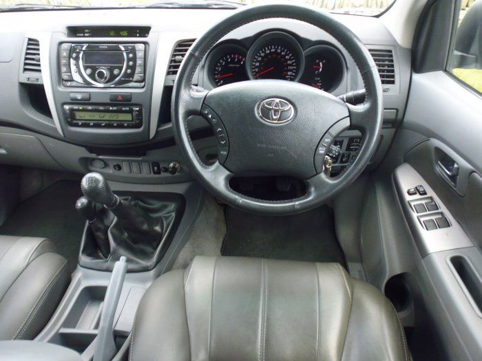 2011 Toyota Hilux 3.0 4dr image 7