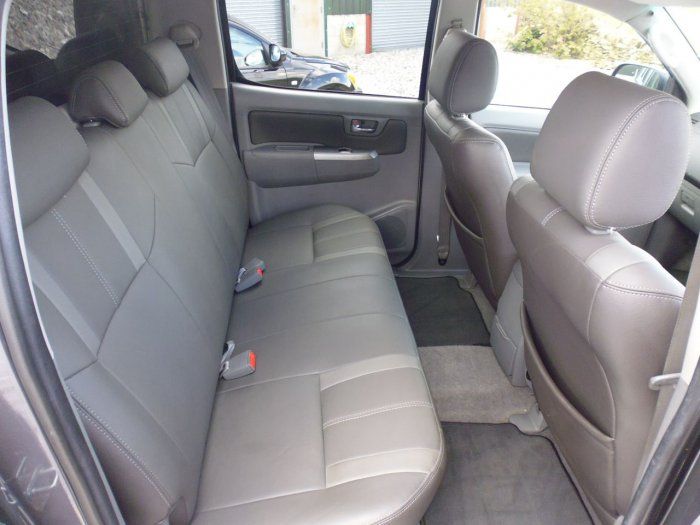2011 Toyota Hilux 3.0 4dr image 8