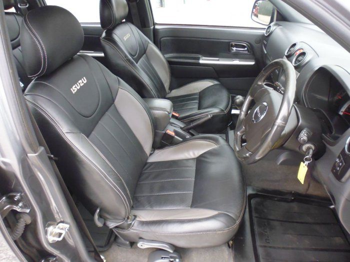 2012 Isuzu Rodeo 3.0TD 4dr image 7