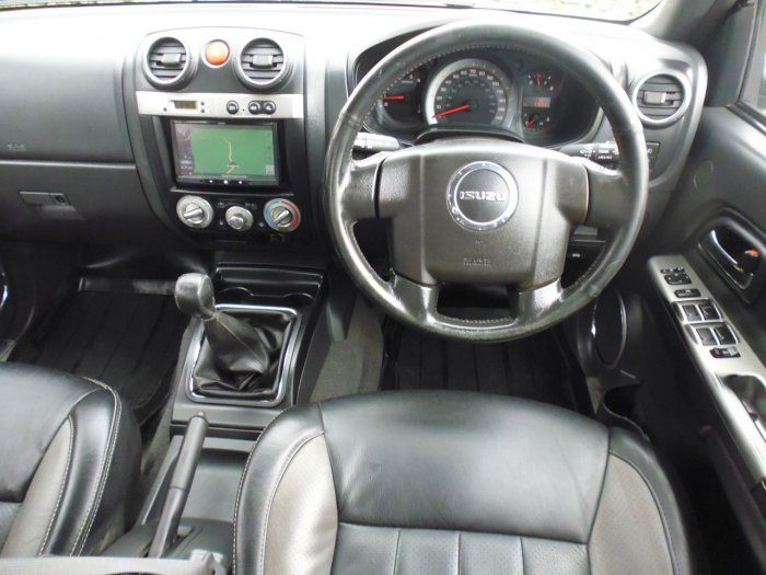 2012 Isuzu Rodeo 3.0TD 4dr image 9