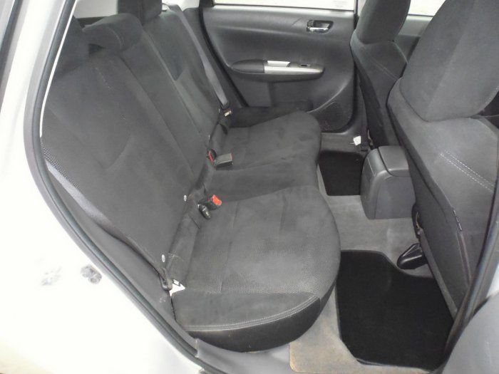 2007 Subaru Impreza 1.5 R 4WD 5dr image 8