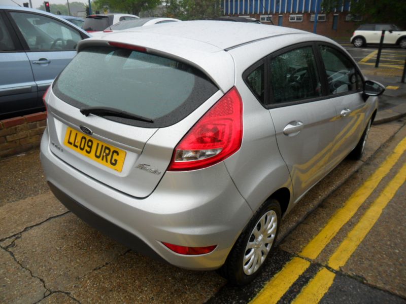 2009 Ford Fiesta 1.25 Style + 5dr image 3