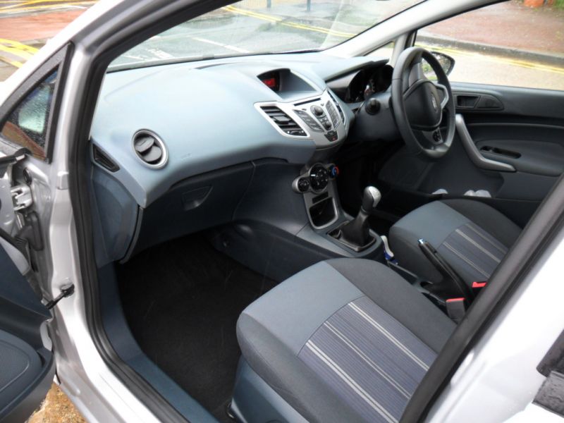 2009 Ford Fiesta 1.25 Style + 5dr image 6