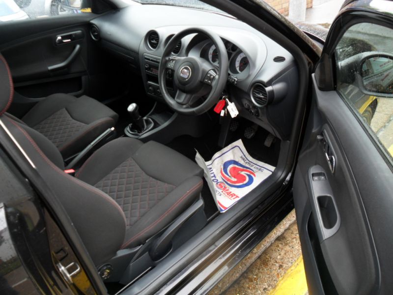 2007 Seat Ibiza 1.4 16v Sport 3dr image 5