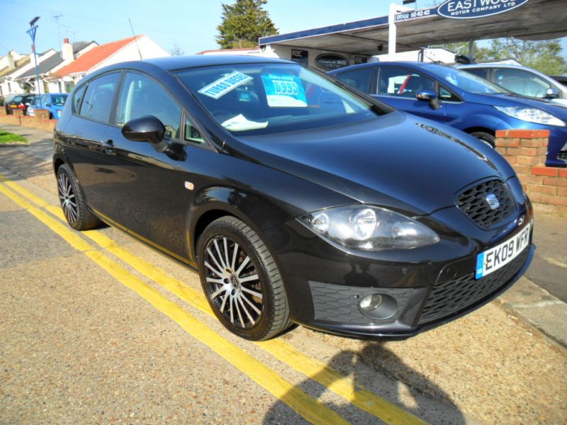 2009 Seat Leon 2.0 TD FR 5dr image 1