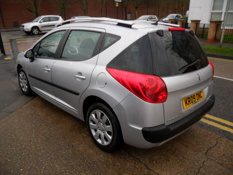 2009 Peugeot 207 SW 1.4 VTi S 5dr image 2