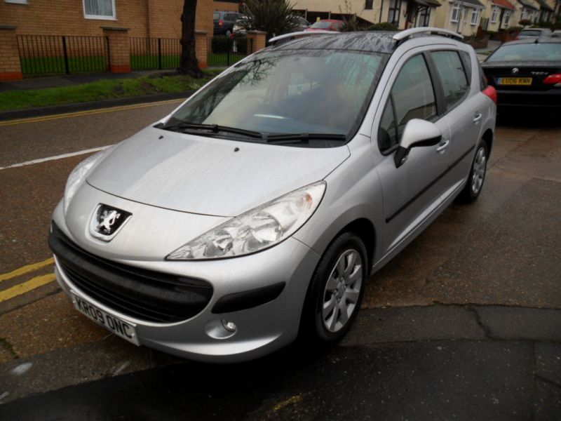 2009 Peugeot 207 SW 1.4 VTi S 5dr image 4