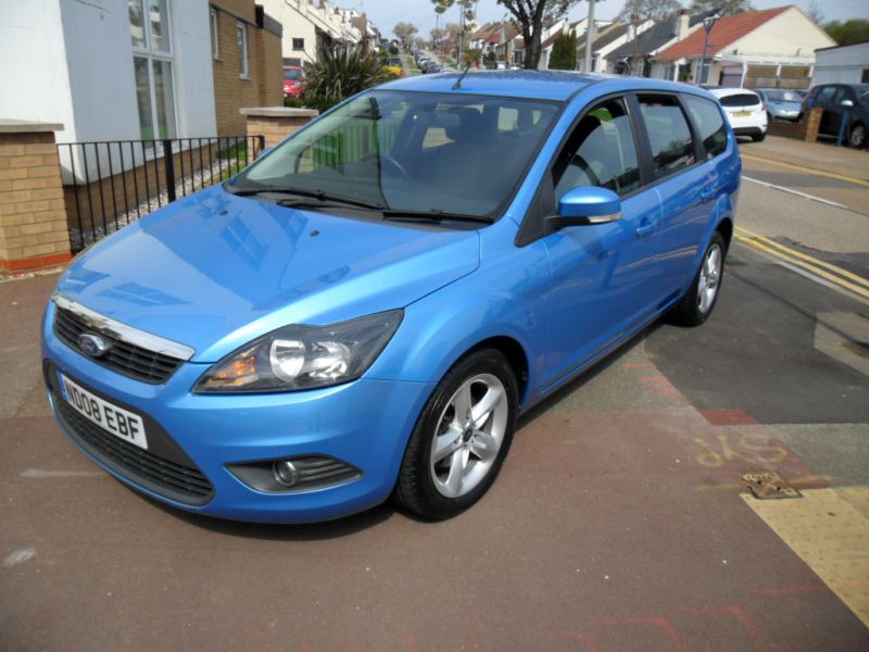2008 Ford Focus 1.6 Zetec 5dr image 4
