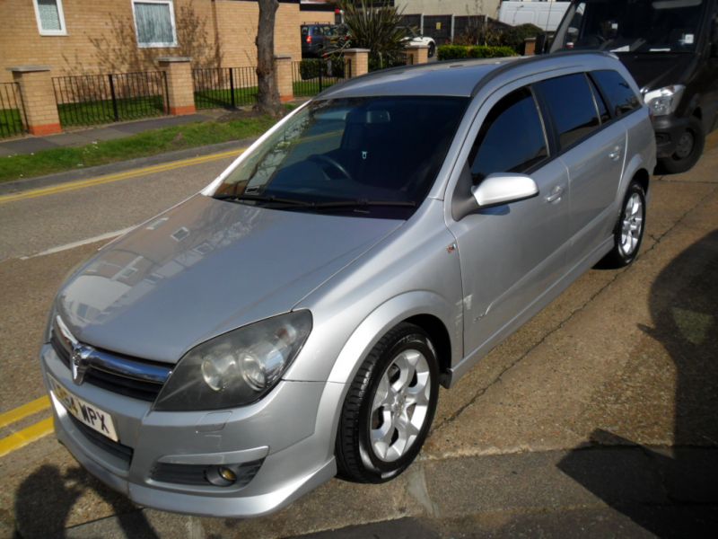 2004 Vauxhall Astra 1.6 i 16v SXi 5dr image 4