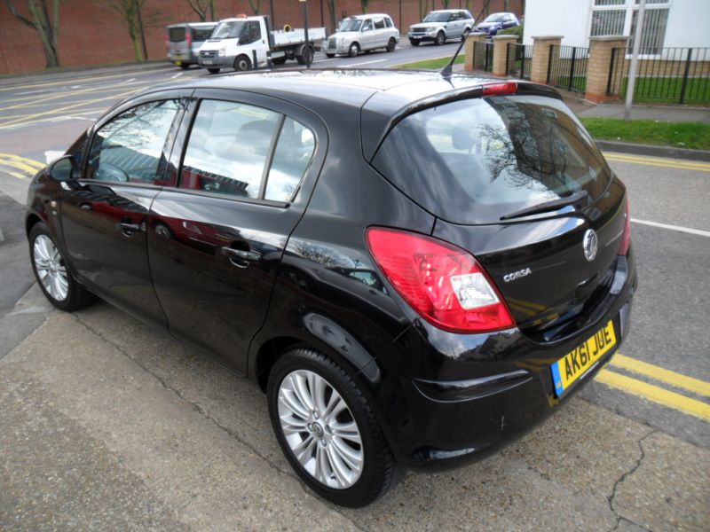 2016 Vauxhall Corsa 1.4 i 16v SE 5dr image 2