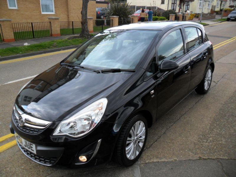 2016 Vauxhall Corsa 1.4 i 16v SE 5dr image 4