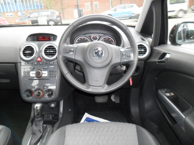 2016 Vauxhall Corsa 1.4 i 16v SE 5dr image 9
