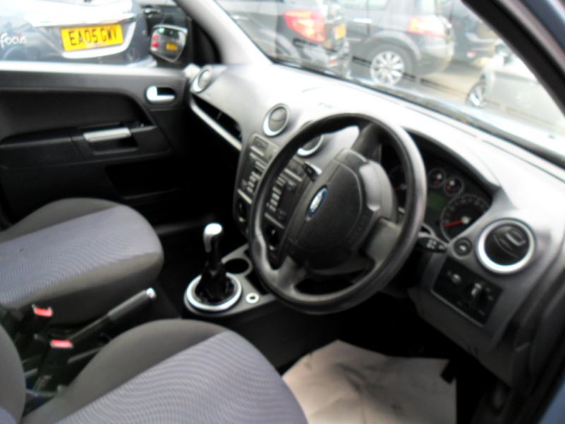 2007 Ford Fusion 1.4 TDCi Zetec 5dr image 5