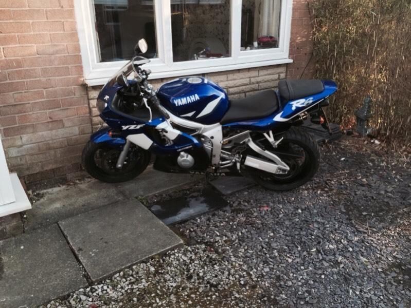 2001 Yamaha r6 600cc image 1