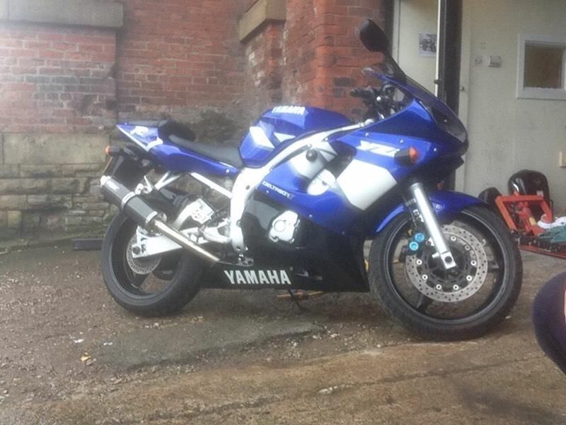2001 Yamaha r6 600cc image 3