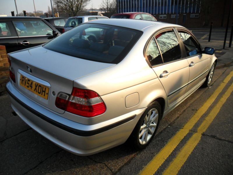 2004 BMW 3 Series 1.8 316i ES 4dr image 3