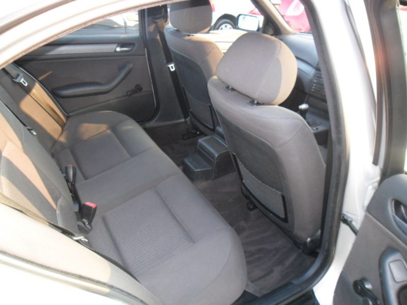2004 BMW 3 Series 1.8 316i ES 4dr image 7