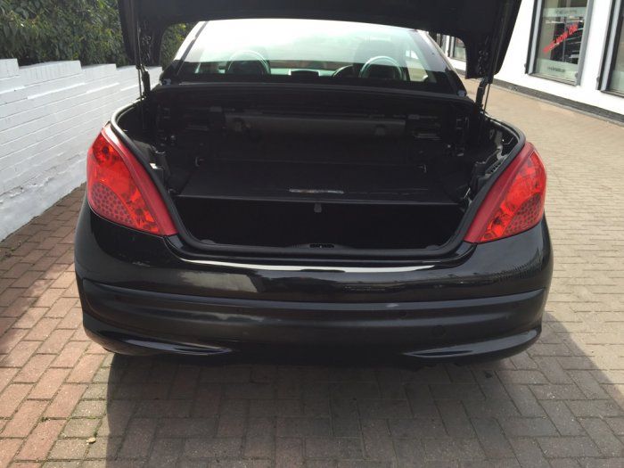 2008 Peugeot 207 1.6 16v 2dr image 4