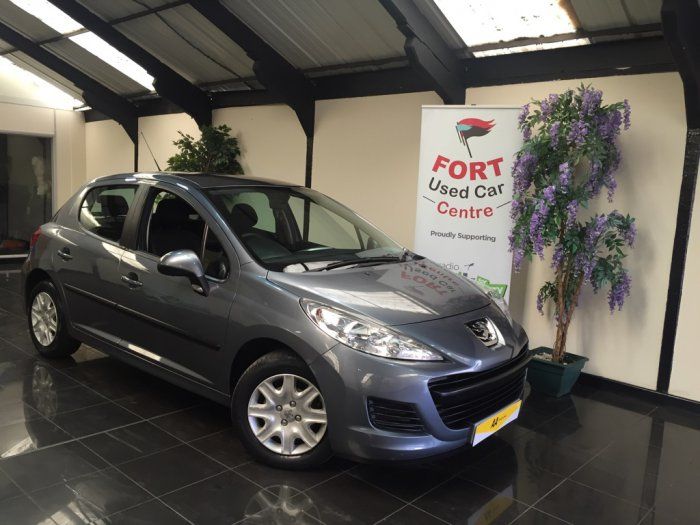 2010 Peugeot 207 1.4 S 5dr image 1