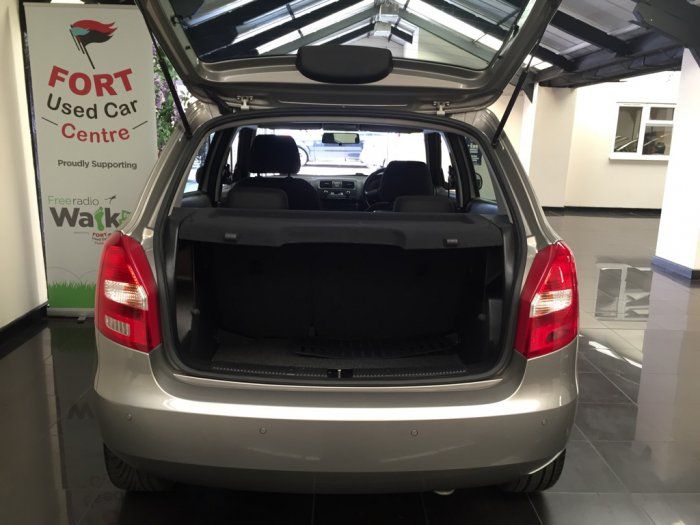 2011 Skoda Fabia 1.6 TDI CR DPF 5dr image 4